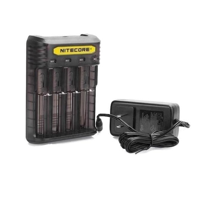 Nitecore New Q4 Charger -Black/Clear